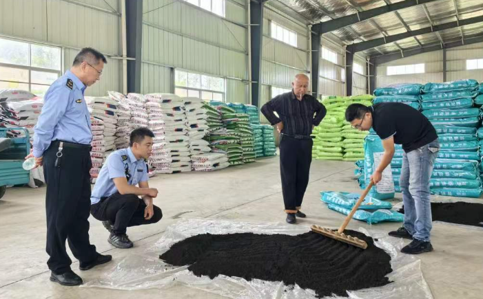 江西宜丰县集中开展化肥质量抽检行动